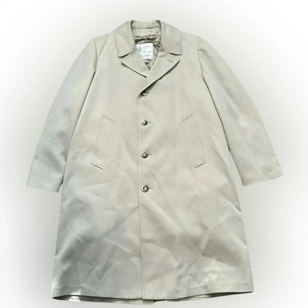 Vintage London Fog Cream Trench Coat with Silk and Fleece Line 42 Long